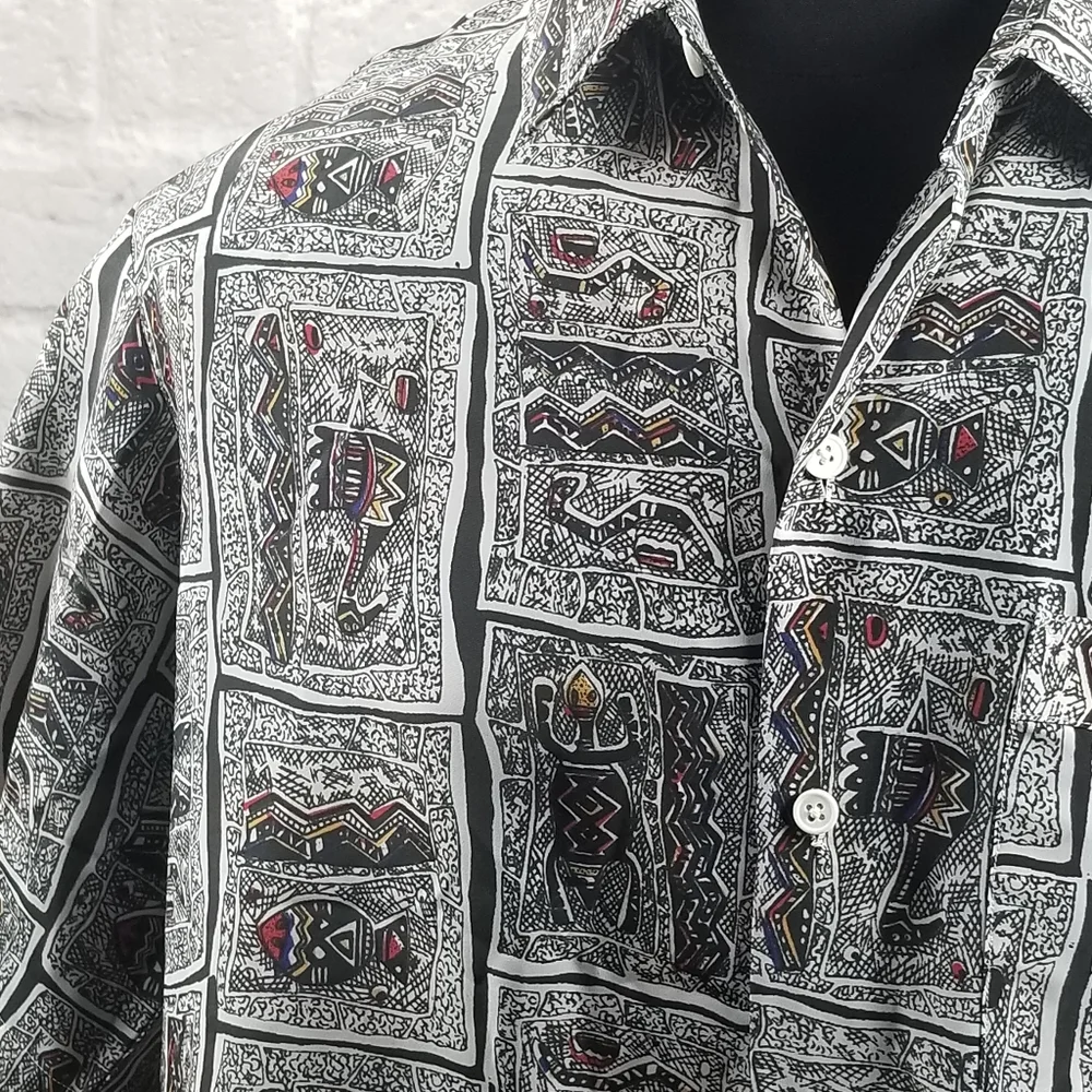 Van Thanh Mens Short Sleeve Medium Button-Up - Picture 2 of 5